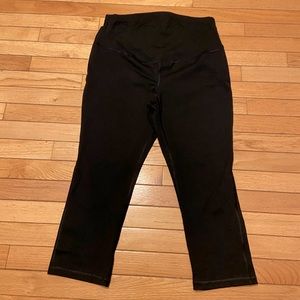 Maternity Old Navy Capri leggings - black